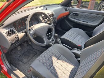 Prodej Toyota Corolla r.v.1997 naj 75 tis km - 8