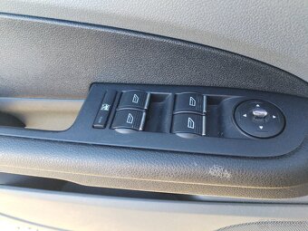 Ford focus - 8