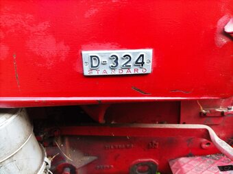 Prodám traktor Mc Cormic D 324 Standard - 8