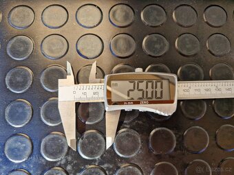 Gumová podlahovina 3mm (penízková) - 8