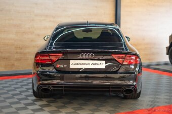 Audi RS7 4.0 V8 - 8