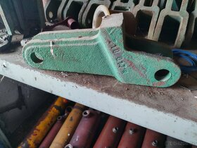 Náhradní díly na pluhy - 8