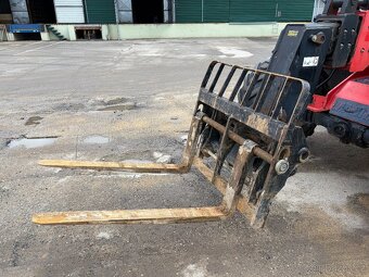 Teleskopický manipulátor Manitou MT 932 - 8