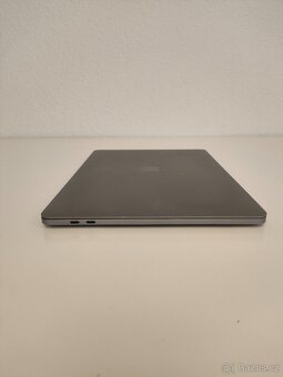 MacBook Pro 2018 | i5 • 8GB • 256GB - 8