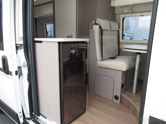 LAIKA ETRUSCO V 640 140PS PODÉLNÉ SPANÍ NOVÝ IHNED K ODBĚRU - 8