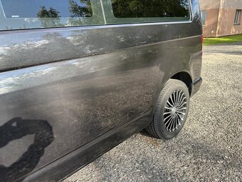 VOLKSWAGEN CARAVELLE T5 2,5 TDI 96kW LONG - 8