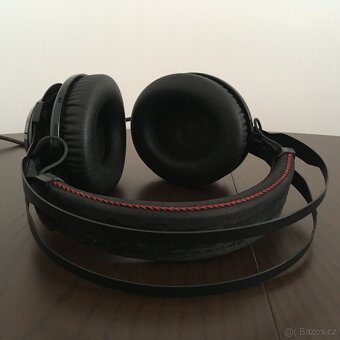 Herní sluchátka HyperX Cloud Revolver S - 8