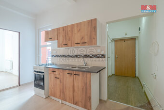 Prodej bytu 1+1, 35 m², Ostrava, ul. Nádražní - 8