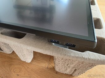 32" Dell U3219Q UltraSharp - USB - C , 4K - 8