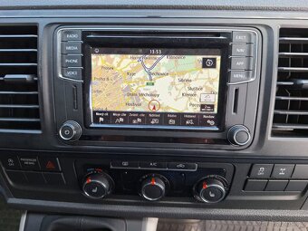 VOLKSWAGEN T6 2,0TDI 4x4 CALIFORNIA STYL 6míst - 8