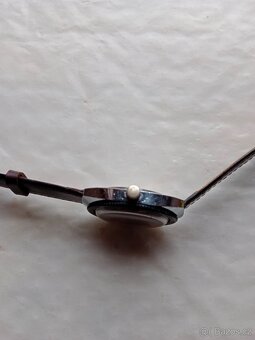 zachovalé  mechanické hodinky Prim Sport II. - 8