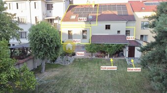 Prostorný rodinný dům s FVE, tři byty s užitnou plochou 215  - 8