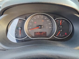 Renault Kangoo 1.2 TCe ideální rodinný vůz - 8
