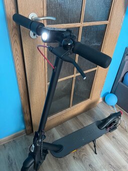 Prodávam použitou elektrokoloběžku sencor scooter one - 8