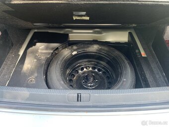 VW Passat - 8