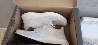 NOVÉ-ADISAS ULTRABOOST 20 vel.39-40 - 8