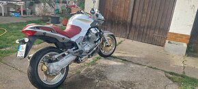 Moto Guzzi Breva 850 - 8