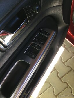 VW Bora Variant 1.8T Highline AUM - 8