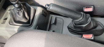 Prodám Ford Connect 1.8.tdi 77kw - 8