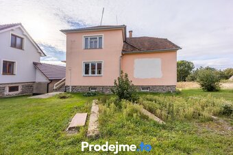 Prodej rodinného domu 285 m2 - Medlice, ev.č. 100135 - 8