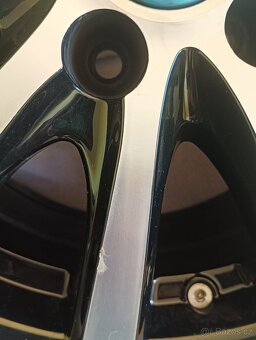 Alu kola černý letěny Platin R 16 5x105 ET38 - 8