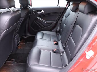 Mercedes-Benz Třídy A 1,6 180 90kW Style Navi Kůže (2013) - 8