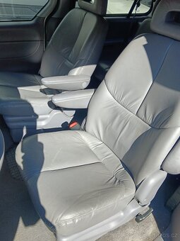 Chrysler grand Voyager 3.3i - 8