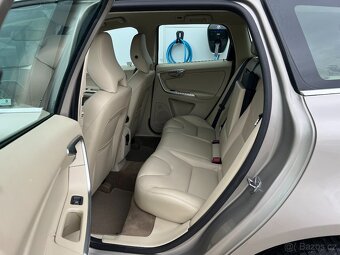 •Volvo XC60 D3 SUMMUM, ACC, NAVIGACE, SERVISKA• - 8