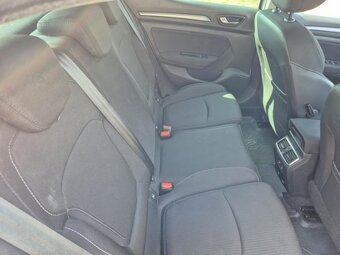 PRODÁM Renault Mégane 1.3I 85KW - FULL LED - 8