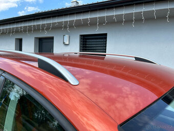 VW Touran Cross 1.9 tdi, 77 KW, rok 2008 - 8