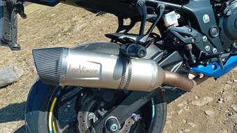 Suzuki GSX S750 - 8