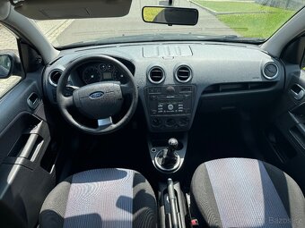 Ford Fusion - 8