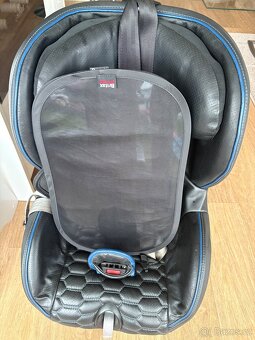 Autosedačka Britax do 22kg + 2x clona do auta - 8