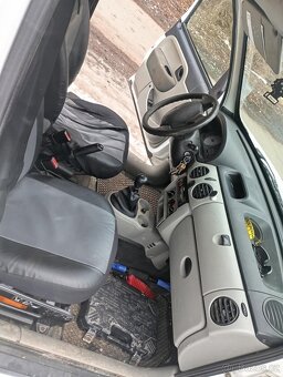 Renault Kangoo 1.9 dci 4x4 expres - 8