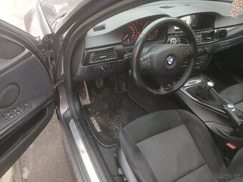 BMW 330d manual - 8