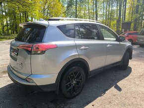 Prodám Toyota RAV4 2018 - 8