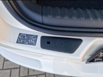 VW Tiguan 2.0TDI 103kW R-line 4Motion DSG Tažné Webasto 2012 - 8