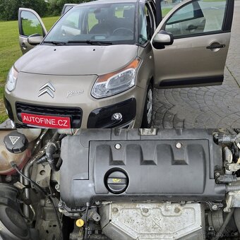 CITROEN C3 PICASSO BENZÍN 4 VÁLEC 1,6i  NAJETO 94tis.km 2012 - 8
