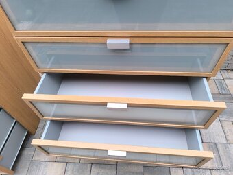 Prodám komodu IKEA Hopen - 8