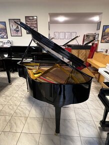 Zánovní klavír Petrof mod. IV opus. 623540 se zárukou 5 let - 8