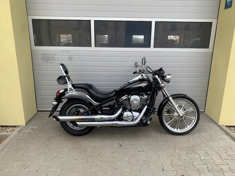 Kawasaki VN 900 Custom - 8