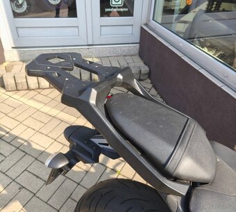 YAMAHA MT-07 - 8