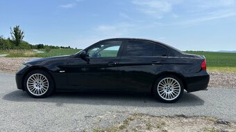 BMW E90 325D 145kw, manuál, 2007 - 8