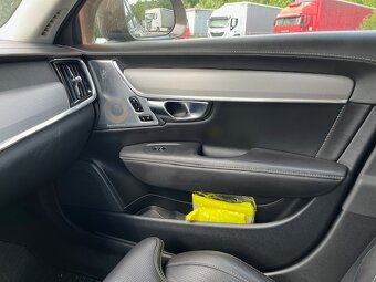 Prodám Volvo V90 CC Pro D5 - 8