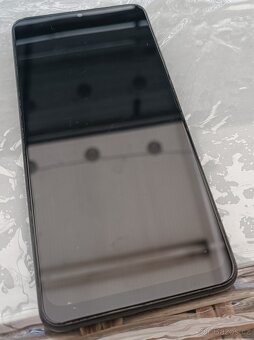 Mobilní telefon Samsung Galaxy A12 / 64GB / 4GB RAM - 8