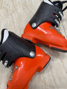 Dětské lyže a boty - 8