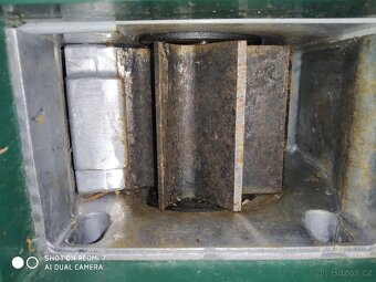 Prodám elektrický Válcový drtič MR.Garden-2800 W... - 8