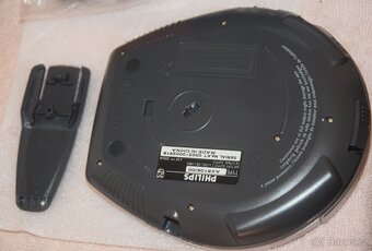 CD přehrávač Philips AX-5105, mnoho příslušenství, nový - 8