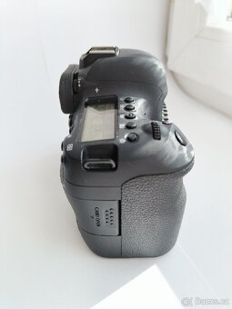 Fotoaparát Canon 6D Mark II, 20000 expozic - jako nový - 8