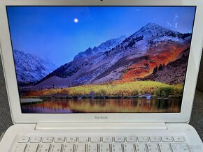 Apple Macbook White Late 2009 13” - 8